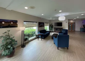Comfort Suites San Antonio SeaWorld - Lackland AFB hotel thumbnail 4