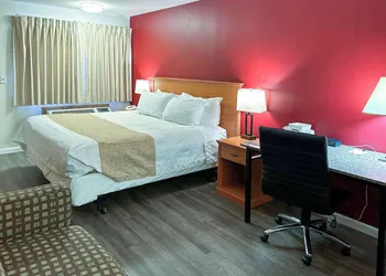 Econo Lodge Edmonds North Seattle hotel thumbnail 7