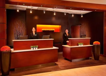 Courtyard by Marriott Seattle Sea-Tac Area hotel thumbnail 3