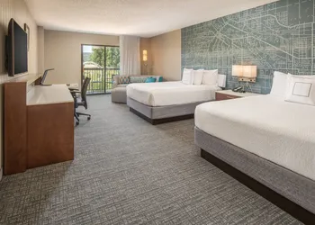 Courtyard by Marriott Seattle Sea-Tac Area hotel thumbnail 7
