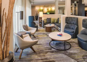 Courtyard by Marriott Seattle Southcenter hotel thumbnail 2