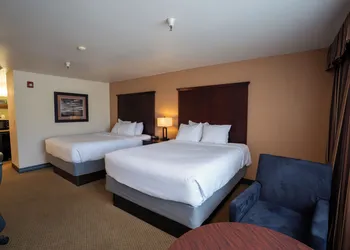 Ramada by Wyndham Tukwila Southcenter hotel thumbnail 5