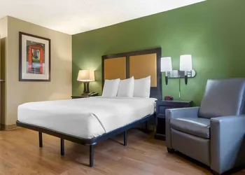 Studio 6 Suites Seattle Kent WA hotel thumbnail 8