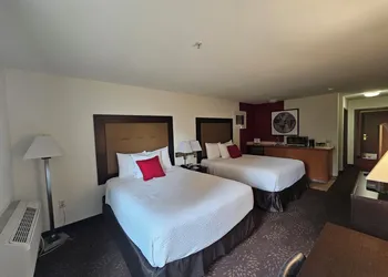 Ramada by Wyndham SeaTac Airport hotel thumbnail 8