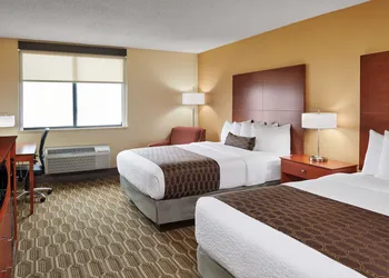 Best Western Plus Milwaukee Airport Hotel & Conference Ctr hotel thumbnail 5