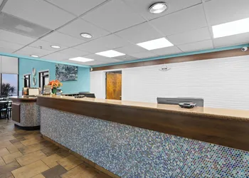 Monterey Bay Suites hotel thumbnail 3