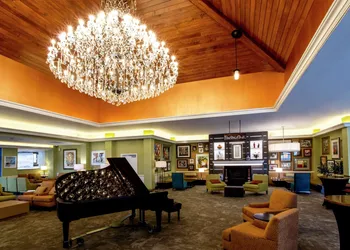 Hilton Garden Inn New York / Staten Island hotel thumbnail 3