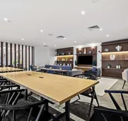 DoubleTree by Hilton New York JFK Airport hotel detail image 4