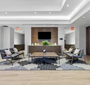 DoubleTree by Hilton New York JFK Airport hotel detail image 7