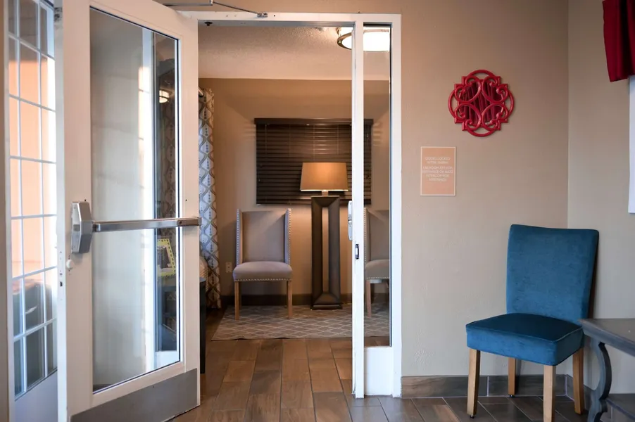 Sonesta Simply Suites Clearwater St. Petersburg hotel detail image 2