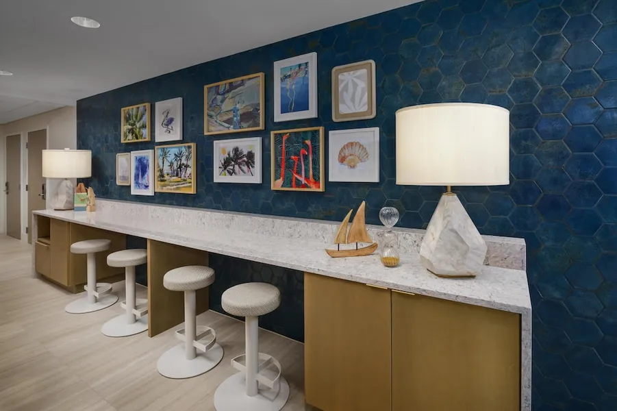 DoubleTree Beach Resort by Hilton Tampa Bay - North Redingto hotel detail image 2