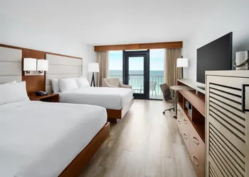 DoubleTree Beach Resort by Hilton Tampa Bay - North Redingto hotel thumbnail 7