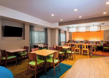 Fairfield Inn & Suites by Marriott St Petersburg Clearwater hotel thumbnail 2