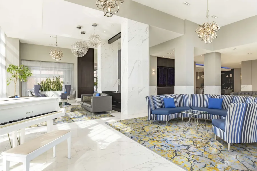 Embassy Suites by Hilton Toronto Airport hotel detail image 6