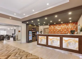 Best Western Plus Executive Inn hotel thumbnail 2