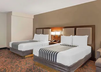 Best Western Plus Executive Inn hotel thumbnail 7