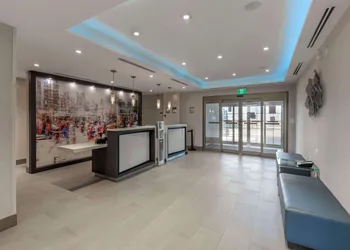 Executive Residency by Best Western Toronto-Mississauga hotel thumbnail 3