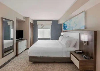 Executive Residency by Best Western Toronto-Mississauga hotel thumbnail 6