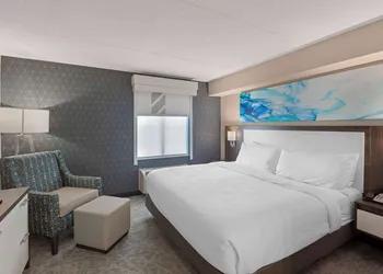 Executive Residency by Best Western Toronto-Mississauga hotel thumbnail 8
