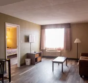 Super 8 by Wyndham Mississauga hotel detail image 7