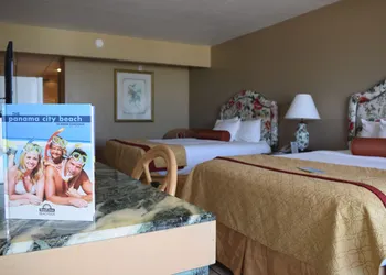 Days Inn by Wyndham Panama City Beach/Beachfront Resort hotel thumbnail 5