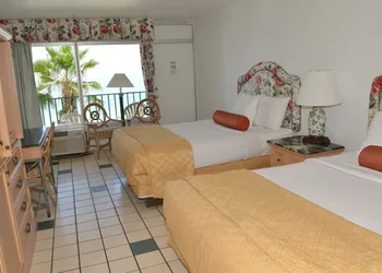 Days Inn by Wyndham Panama City Beach/Beachfront Resort hotel thumbnail 8