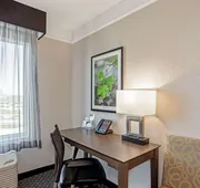 La Quinta Inn & Suites by Wyndham Panama City hotel detail image 5
