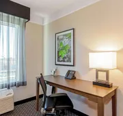 La Quinta Inn & Suites by Wyndham Panama City hotel detail image 7