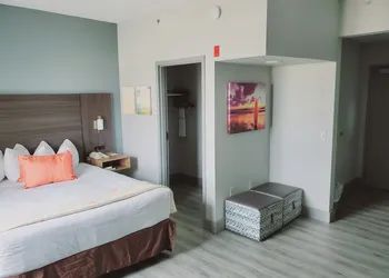 CANDLEWOOD SUITES PANAMA CITY BEACH SOUTHEAST by IHG hotel thumbnail 8