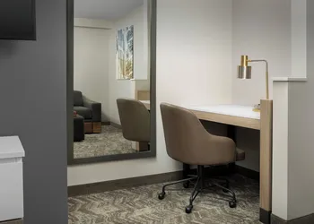 SpringHill Suites by Marriott Atlanta Perimeter Center hotel thumbnail 6