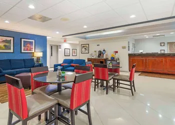Comfort Inn Alpharetta - Atlanta North hotel thumbnail 7