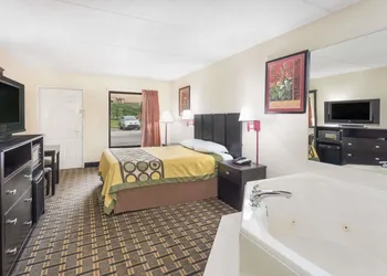 Super 8 by Wyndham Decatur/Lithonia/Atl Area hotel thumbnail 5