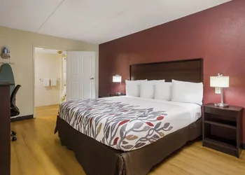 Red Roof Inn Atlanta South - Morrow hotel thumbnail 7