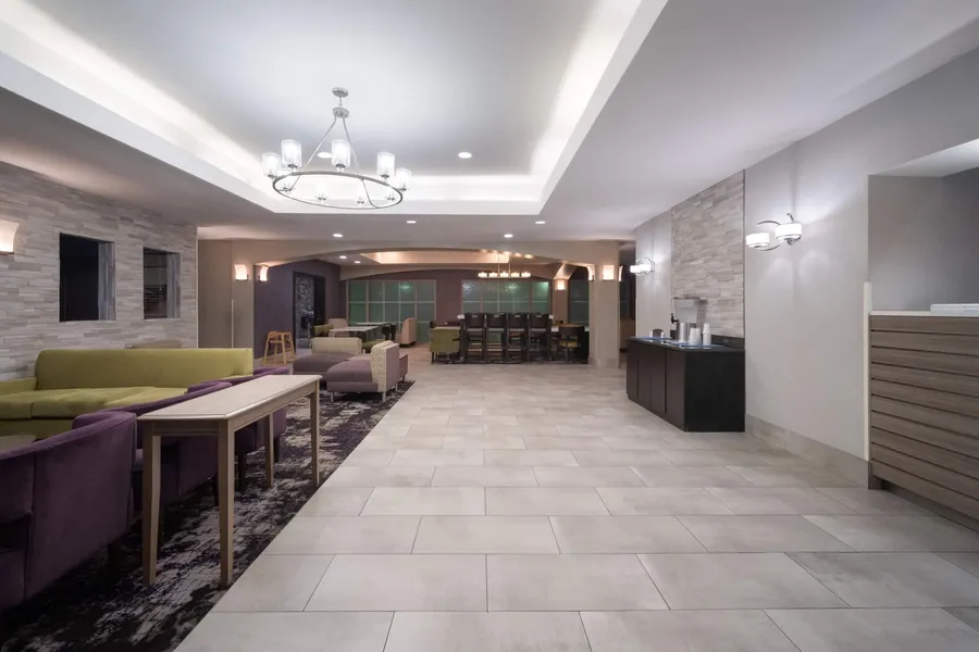La Quinta Inn & Suites by Wyndham Atlanta Stockbridge hotel detail image 2
