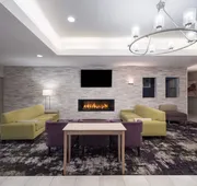 La Quinta Inn & Suites by Wyndham Atlanta Stockbridge hotel detail image 3