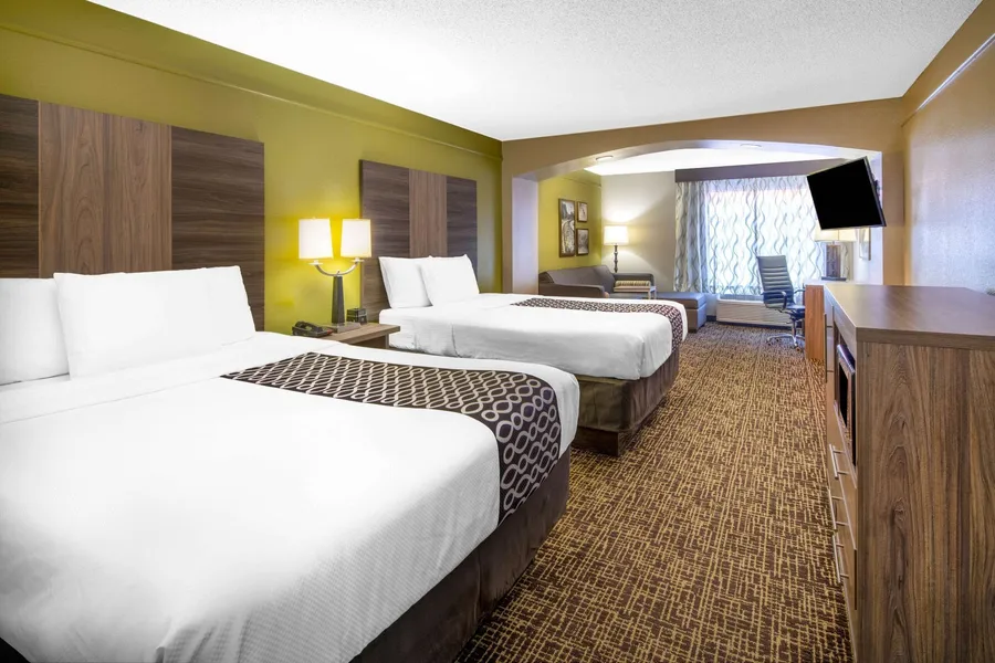 La Quinta Inn & Suites by Wyndham Atlanta Stockbridge hotel detail image 6