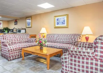 Rodeway Inn Stone Mountain hotel thumbnail 5