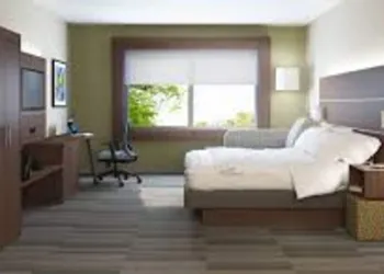 Holiday Inn Express & Suites Atlanta - Tucker Northlake by IHG hotel thumbnail 2