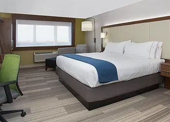 Holiday Inn Express & Suites Atlanta - Tucker Northlake by IHG hotel thumbnail 4