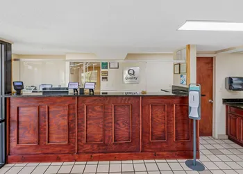 Quality Inn & Suites Stockbridge Atlanta South I-75 hotel thumbnail 3