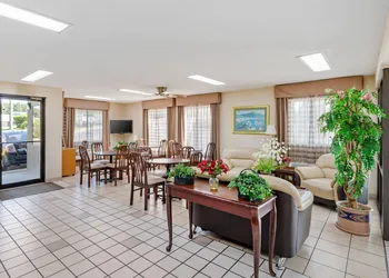 Quality Inn & Suites Stockbridge Atlanta South I-75 hotel thumbnail 4