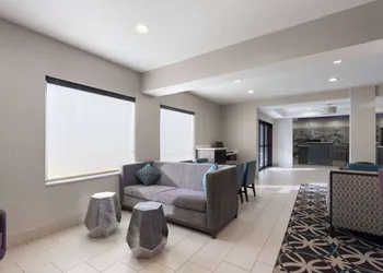 La Quinta Inn & Suites by Wyndham Snellville-Stone Mountain hotel thumbnail 4