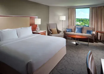 Hilton Atlanta Northeast hotel thumbnail 8
