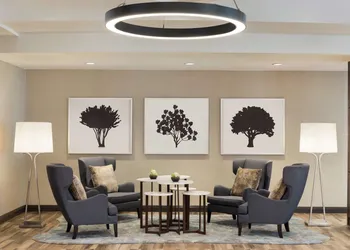 Embassy Suites by Hilton Atlanta Alpharetta hotel thumbnail 2