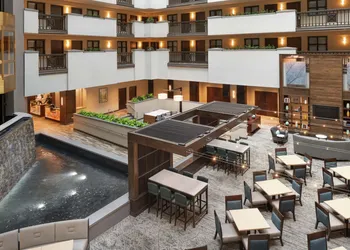 Embassy Suites by Hilton Atlanta Alpharetta hotel thumbnail 3