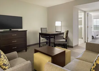 Embassy Suites by Hilton Atlanta Alpharetta hotel thumbnail 8