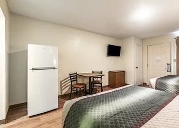 HomeTowne Studios by Red Roof Atlanta - Norcross Downtown hotel thumbnail 8