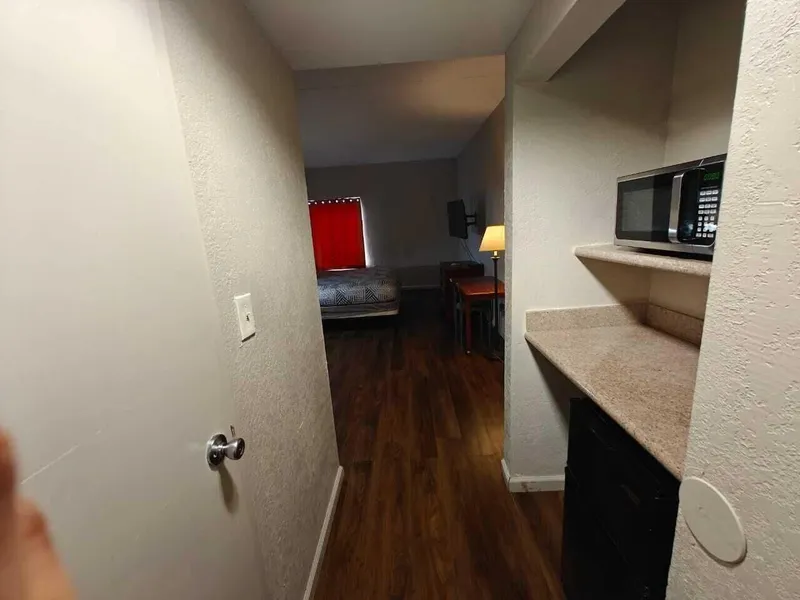 Budgetel Inns & Suites - Atlanta Galleria Stadium hotel detail image 6