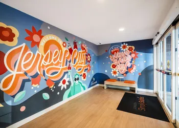 Sonesta Simply Suites Jersey City hotel thumbnail 2