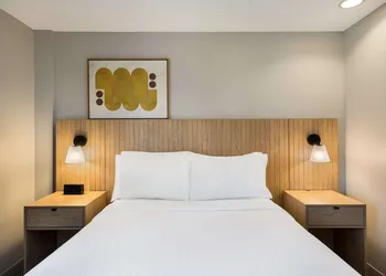 Sonesta Simply Suites Jersey City hotel thumbnail 6